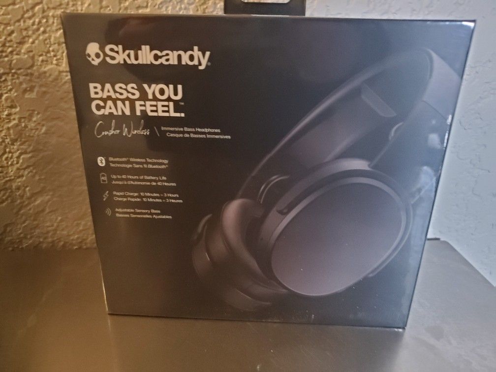 SKULLCANDY - CRUSHER WIRELESS HEADSET BRAND NEW IN BOX