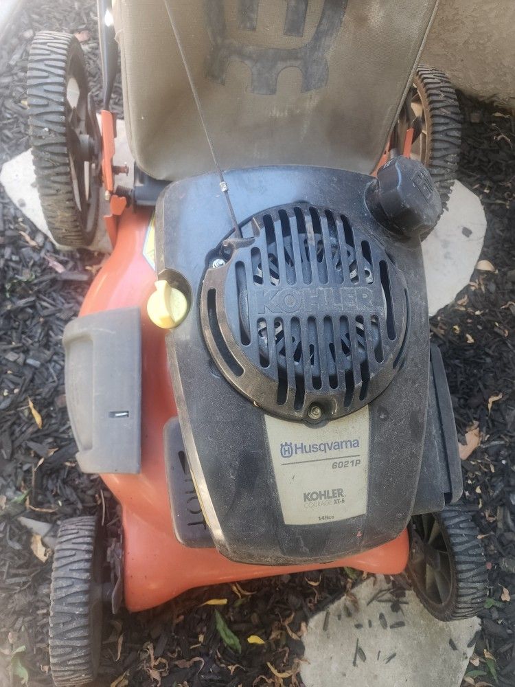 Husqvarna 6021p Lawn Mower for Sale in Modesto CA OfferUp