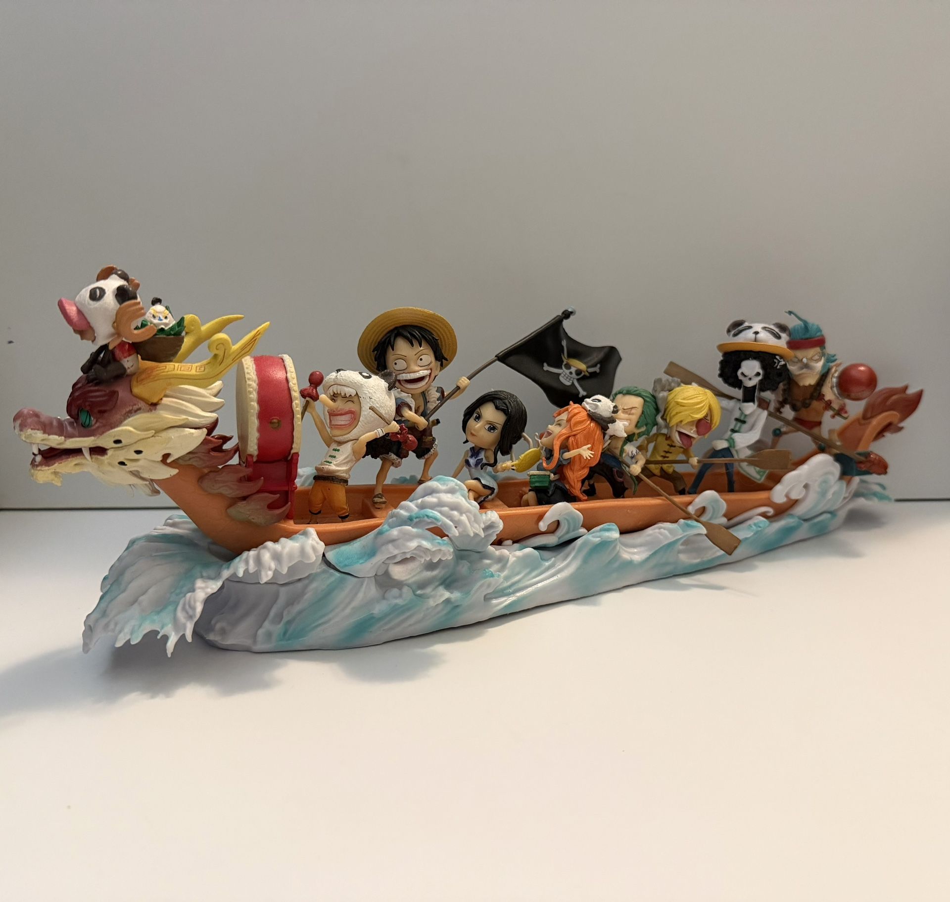 36Cm bandai ONE PIECE anime figure GK straw hat group dragon boat full set Luffy Sauron Sanji Chopper, model ornament gift pvc