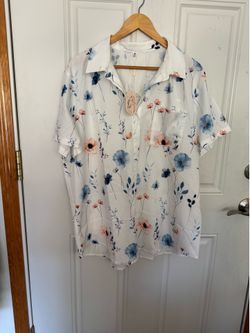 Women's Floral Short Sleeve Button Down Shirt - Size 2XL