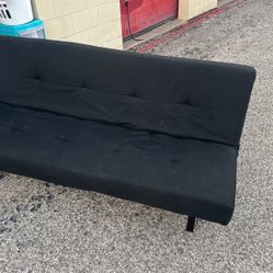 Black Futon 