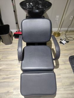 Shampoo bowl chair