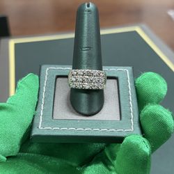 White gold diamond pinky ring