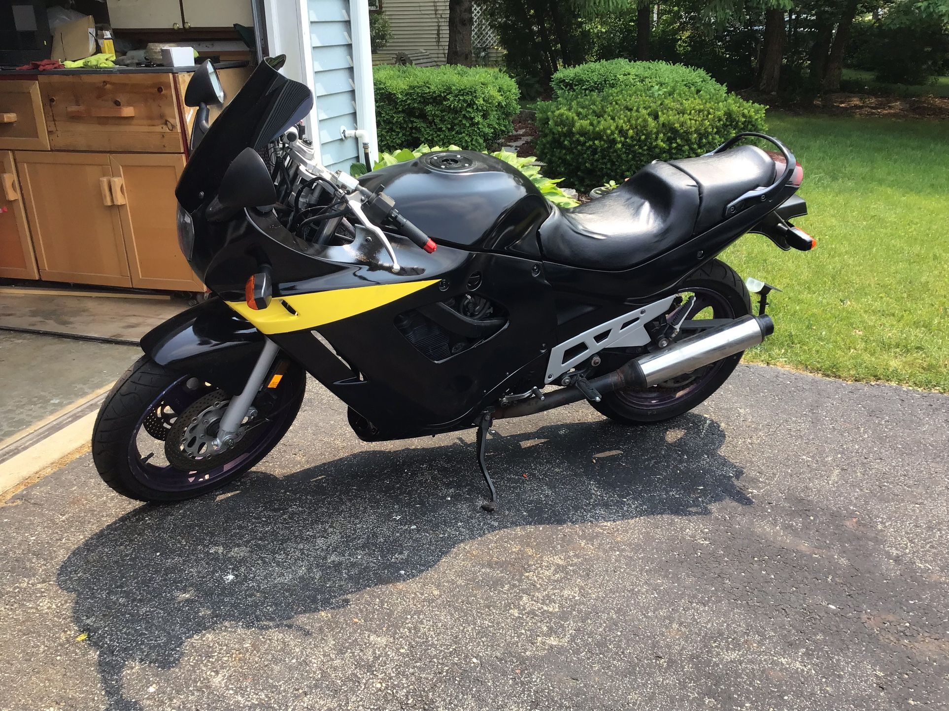 1996 Suzuki 600 katana for Sale in Island Lake, IL OfferUp