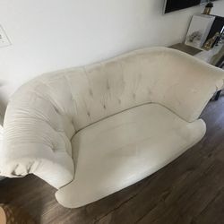 Loveseat 