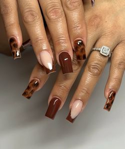 Nail lamp