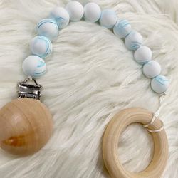 Pacifier clip
