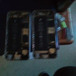 2 iPhone 6s  (64gb) Each 
