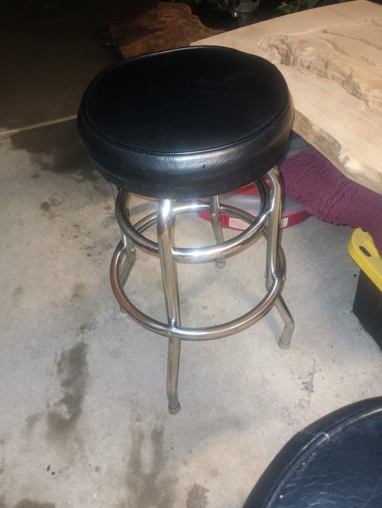 Diner Size Bar Stools