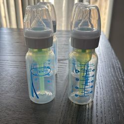 Dr Brown 4oz Baby Bottles And Size 1 Nipples (9)