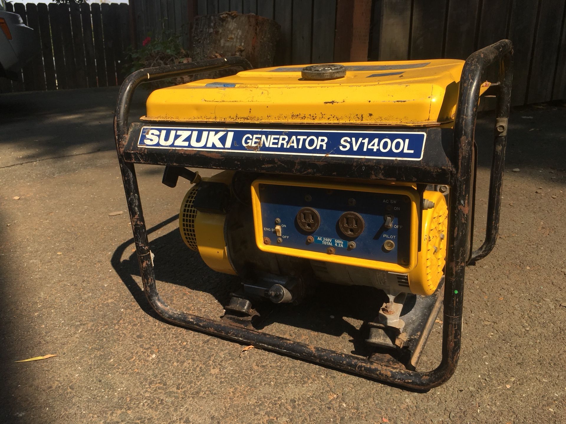 Suzuki SV1400L - 1400 Watt Generator
