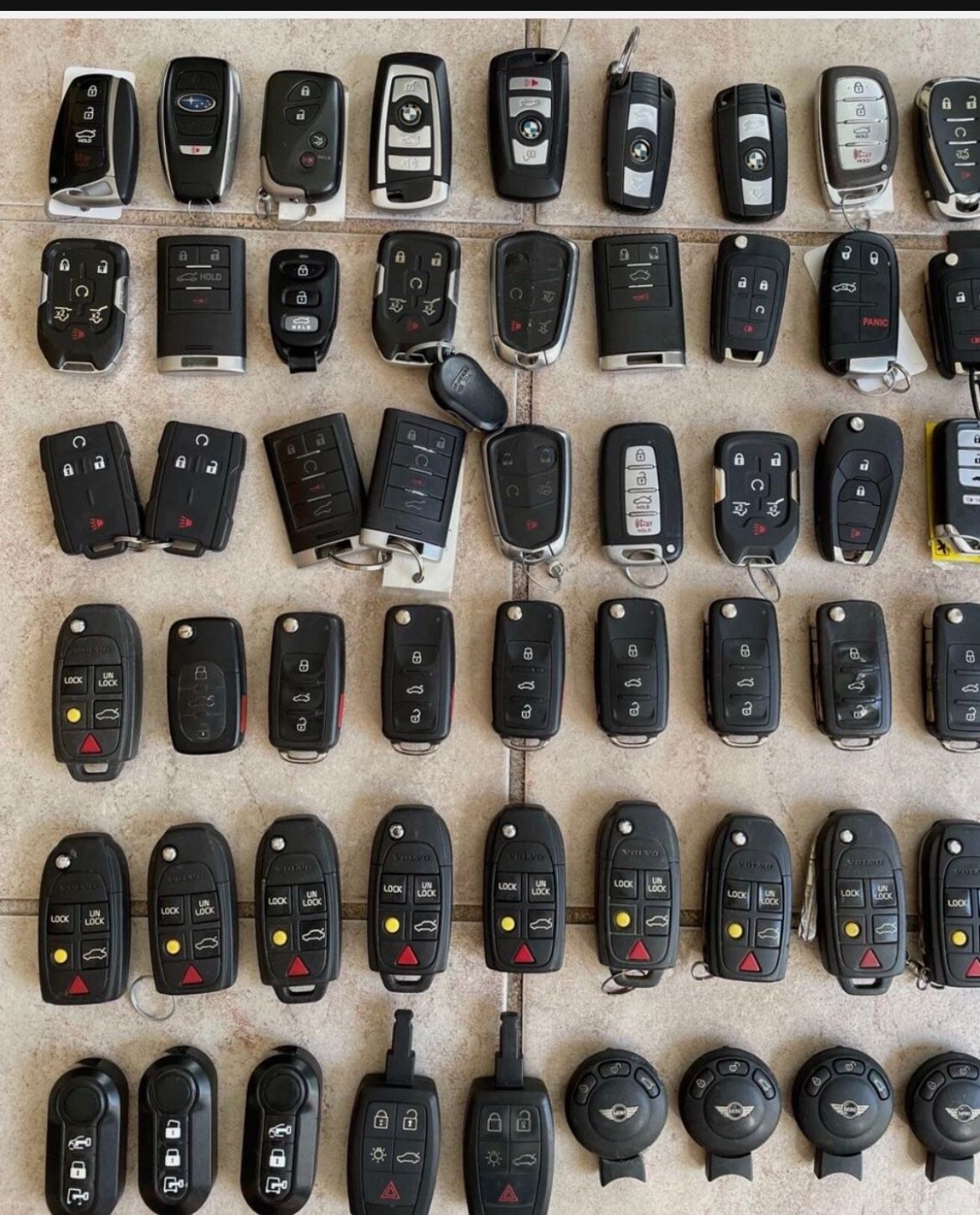 Kia key fob Toyota key fob Hyundai key fob Mini Cooper key fob Nissan key fob Bentley key fob Ford key fob Chevrolet key fob Bmw key fob