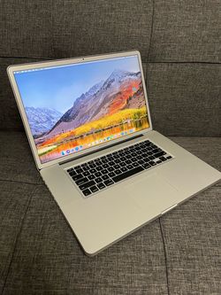 Apple MacBook Pro 17" 2011 Intel Core i7 2.3 GHz 8GB RAM 256SSD HDD High Sierra Super drive Laptop