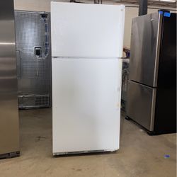 G.E Refrigerator Top Freezer  ablo Español 