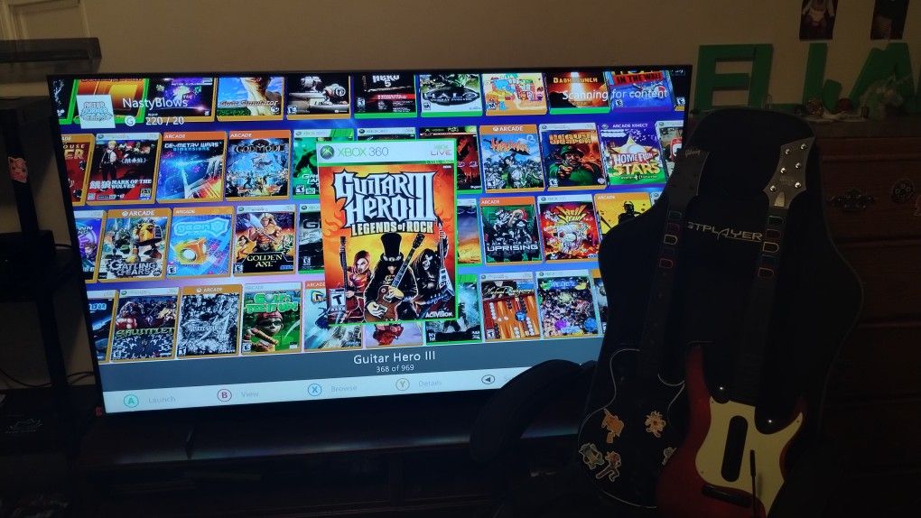 Fully Loaded Xbox 360 With 2tb Hdd And 2 Guitars