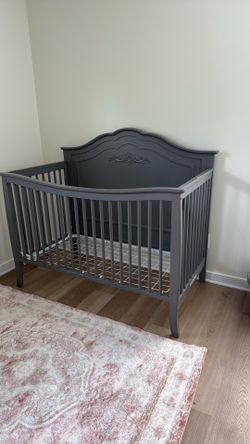 Baby crib