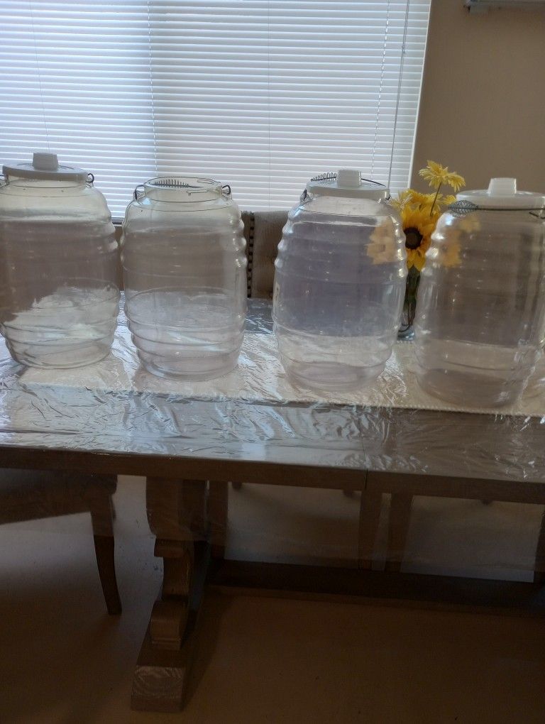Son Botes Para Aguas Frescas