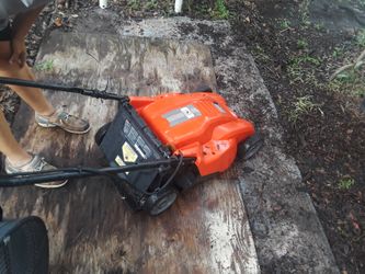 Electric lawn mower works great