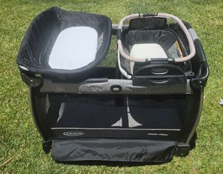 Graco Pack N Play w/ Accessories