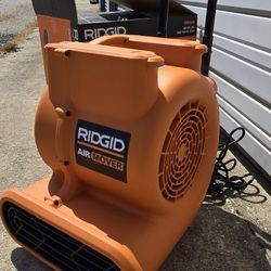 RIDGID
1625 CFM 3-Speed, Portable AM2560 Air Mover Blower Fan with Collapsible Handle, Rear Wheels, Water Damage Restoration