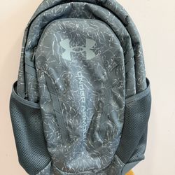 Under Armour Hustle 6.0 Backpack