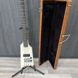 Kramer The Duke Bass Guitar 1980s - Cream