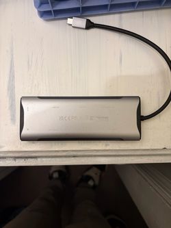 USB-C Multiport Hub Docking Station