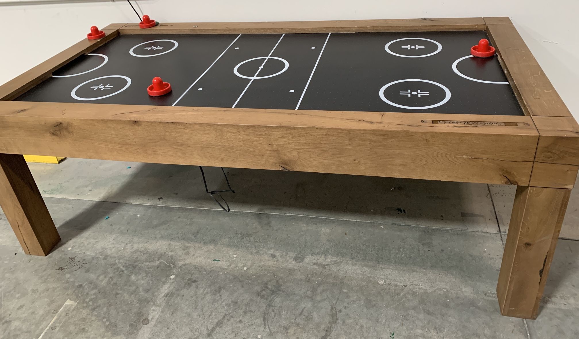 Air Hockey Table