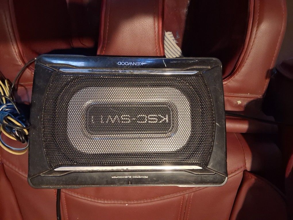 Kenwood KSC-SW11 Compact Powered Enclosed Subwoofer