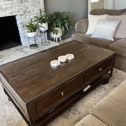 Jerome's furniture coffee tables deals