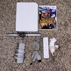 NINTENDO WII CONSOLE WITH VIDEO GAME & CONTROLLER