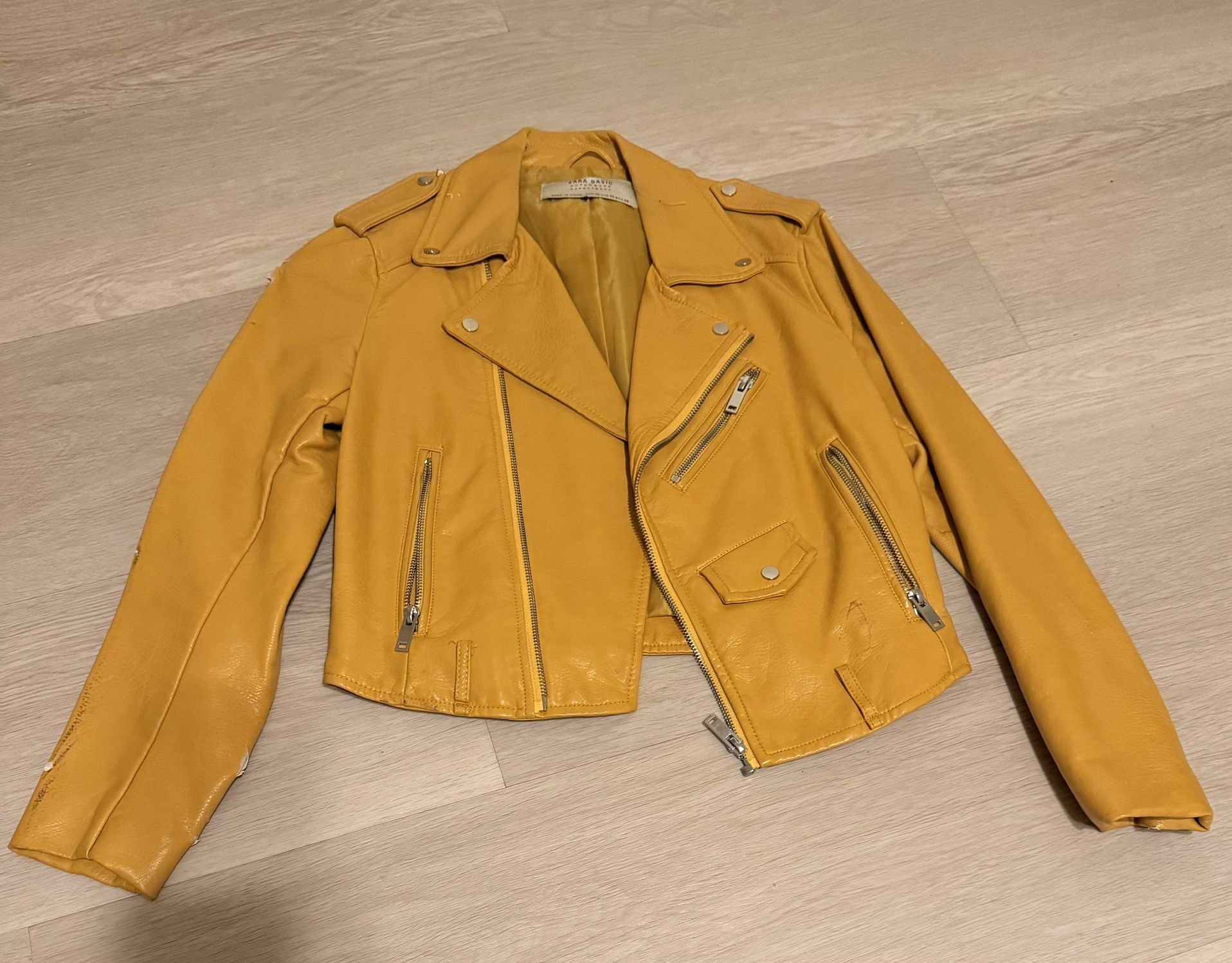 Yellow Faux Leather Jacket Zara : XS
