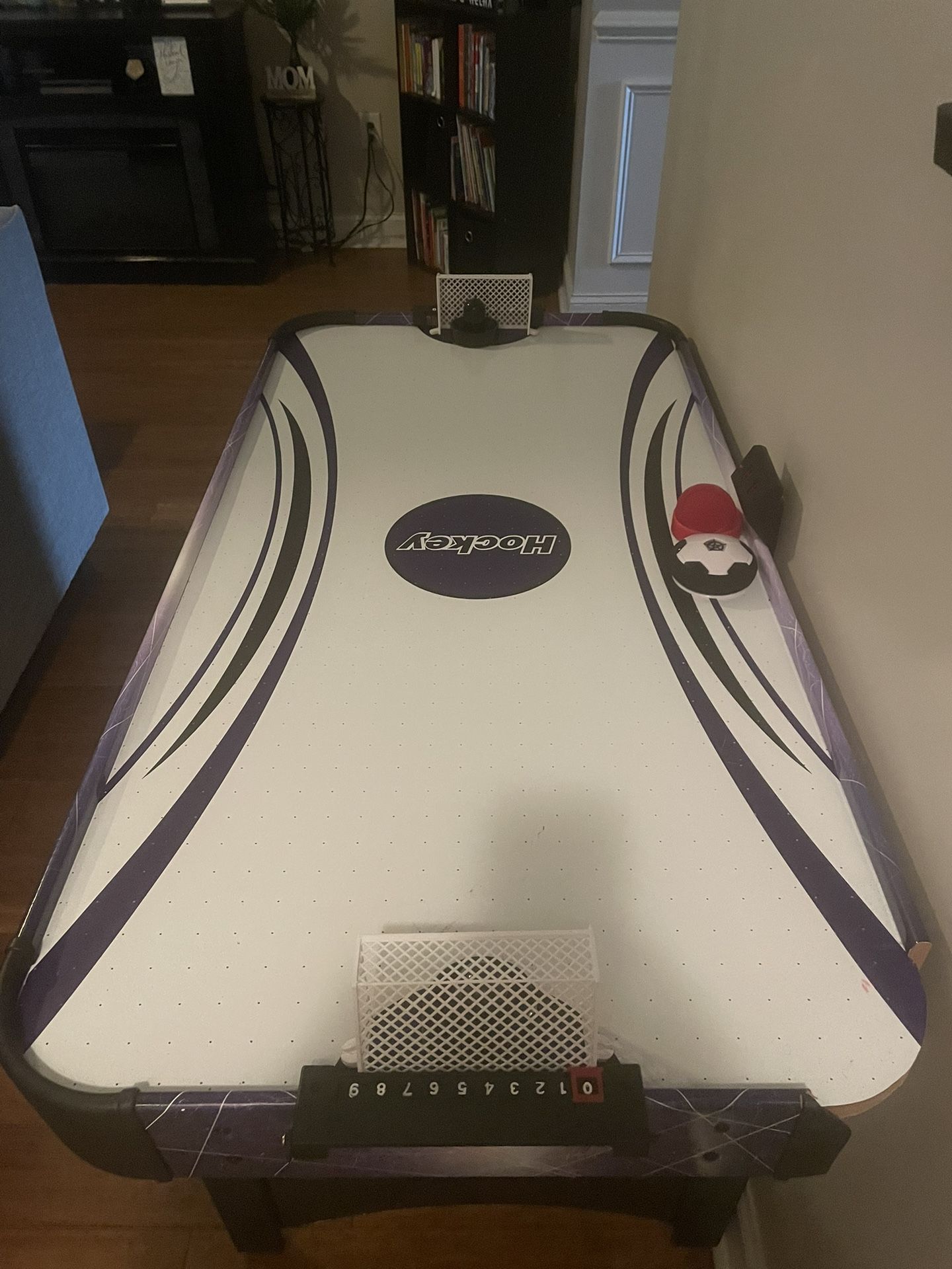 Air Hockey Table