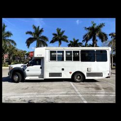 Bus Conversation Tiny Home