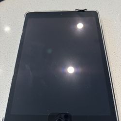 iPad Gen 9 Used Excellent Condition With Extra Screen Protector
