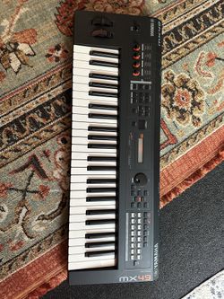 Yamaha MX 49 Key Synthesizer Keyboard Excellent Condition