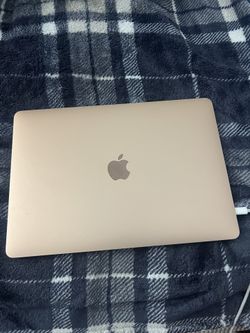 Rose Gold Macbook 2021