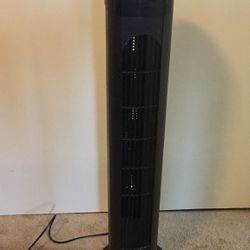 Oscillate Tower Fan With Remote (doesn’t Turn Around)
