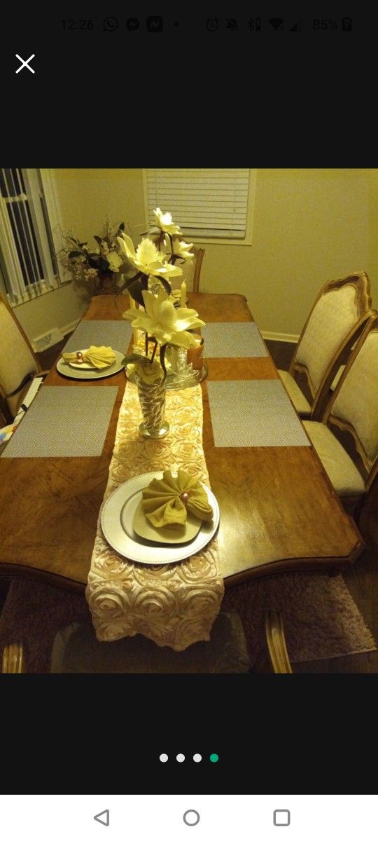 6 Seat Dinning Table
