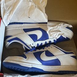 Nike Dunks 
