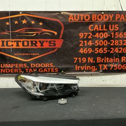 BMW 5series/540i RH HEADLIGHT 2017-2020 OEM