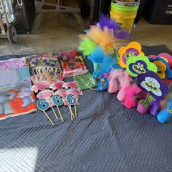 Trolls birthday party decorations