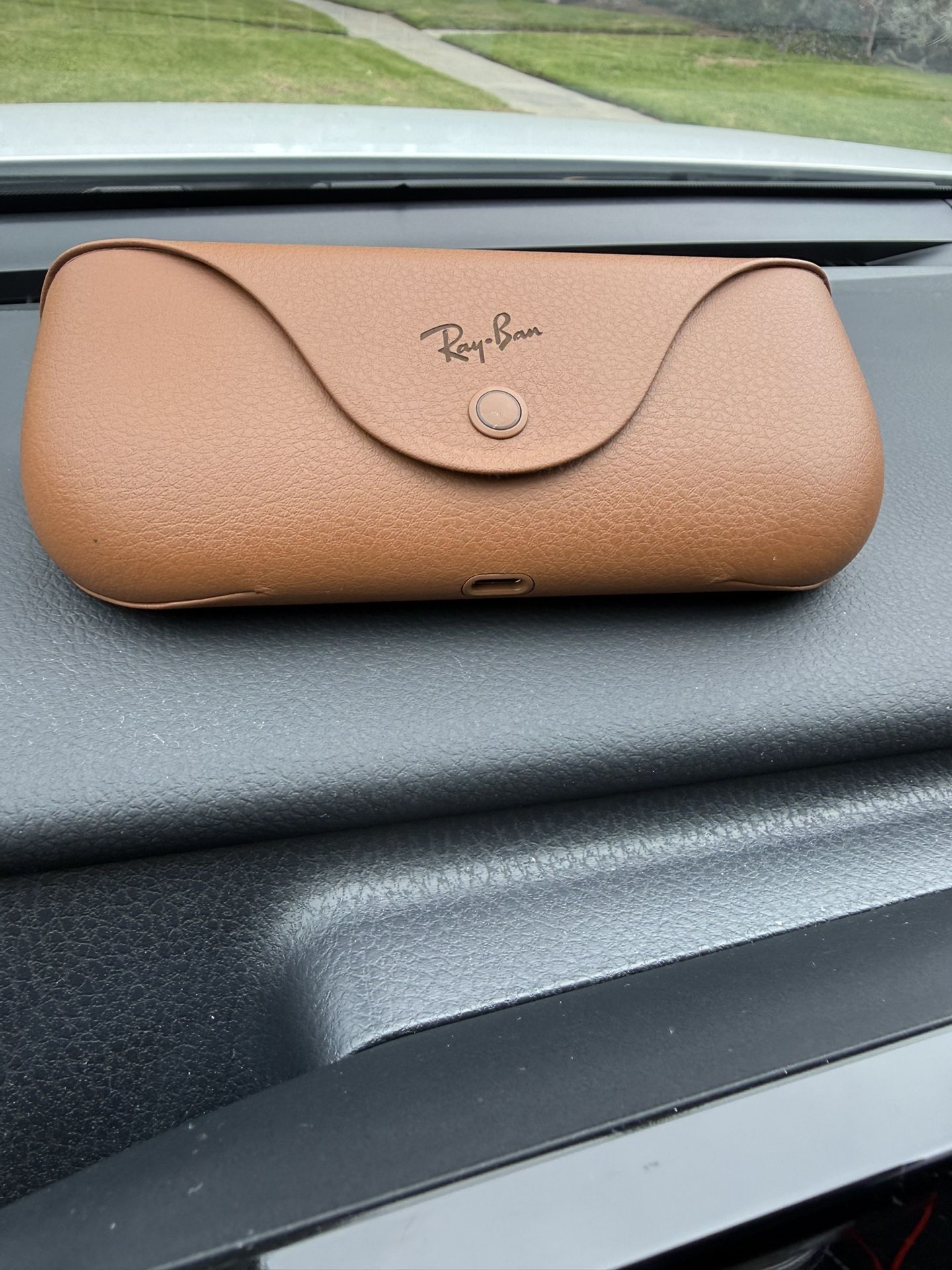 Meta Wayfarer Sunglasses