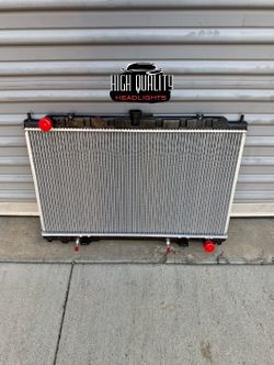 Nissan Maxima 1995-2003 radiator