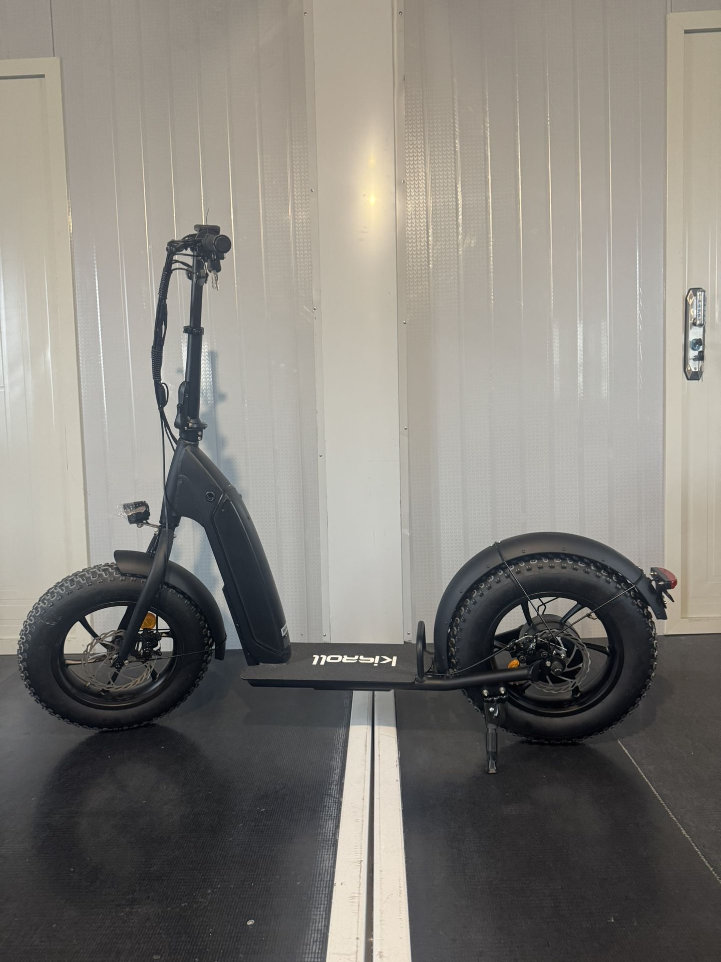 Electric scooter with big tires
