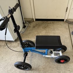 Knee scooter