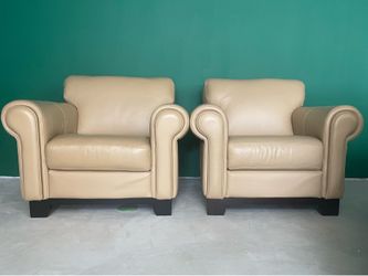 Macy’s Traditional Leather Club Chairs