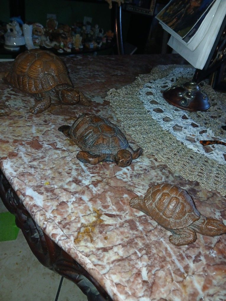 Red Mill Mfg Tortoise Turtle 8 Inch Figure Hand Crafted Crushed Pecan Resin(3 pc) large,medium,small