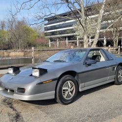 1985 Fiero GT 