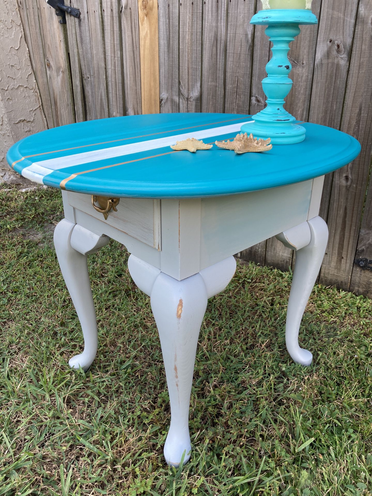 Broyhil Side Table Oval Teal /gold 